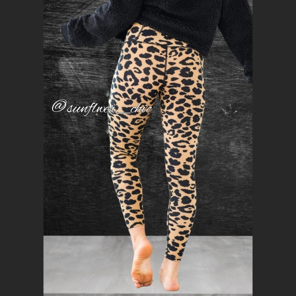 [NEW] High Waist Tan Leopard Print Leggings - Picture 5 of 16